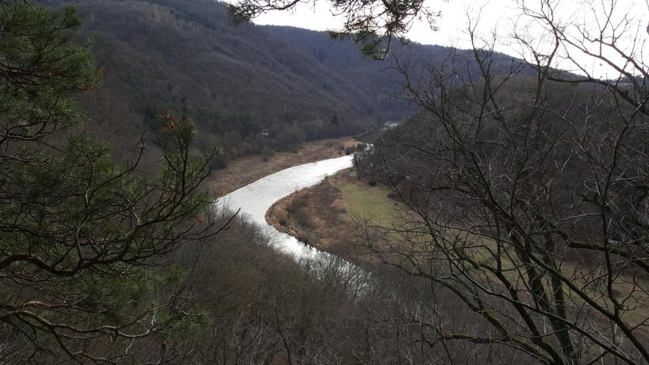 Penzion A Restaurace Nad Hradem Křivoklát Εξωτερικό φωτογραφία