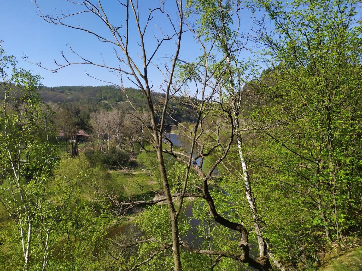 Penzion A Restaurace Nad Hradem Křivoklát Εξωτερικό φωτογραφία