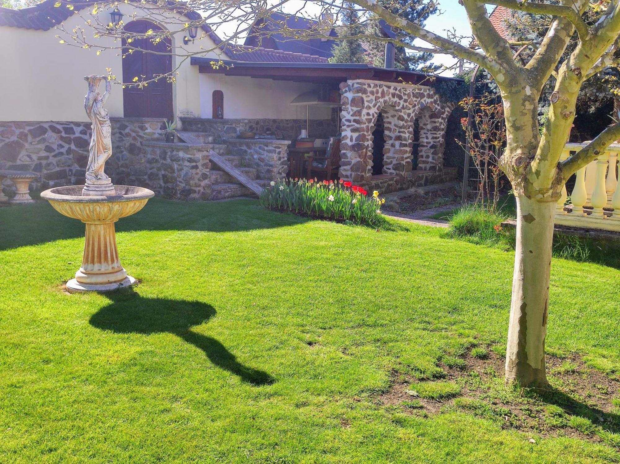 Penzion A Restaurace Nad Hradem Křivoklát Εξωτερικό φωτογραφία